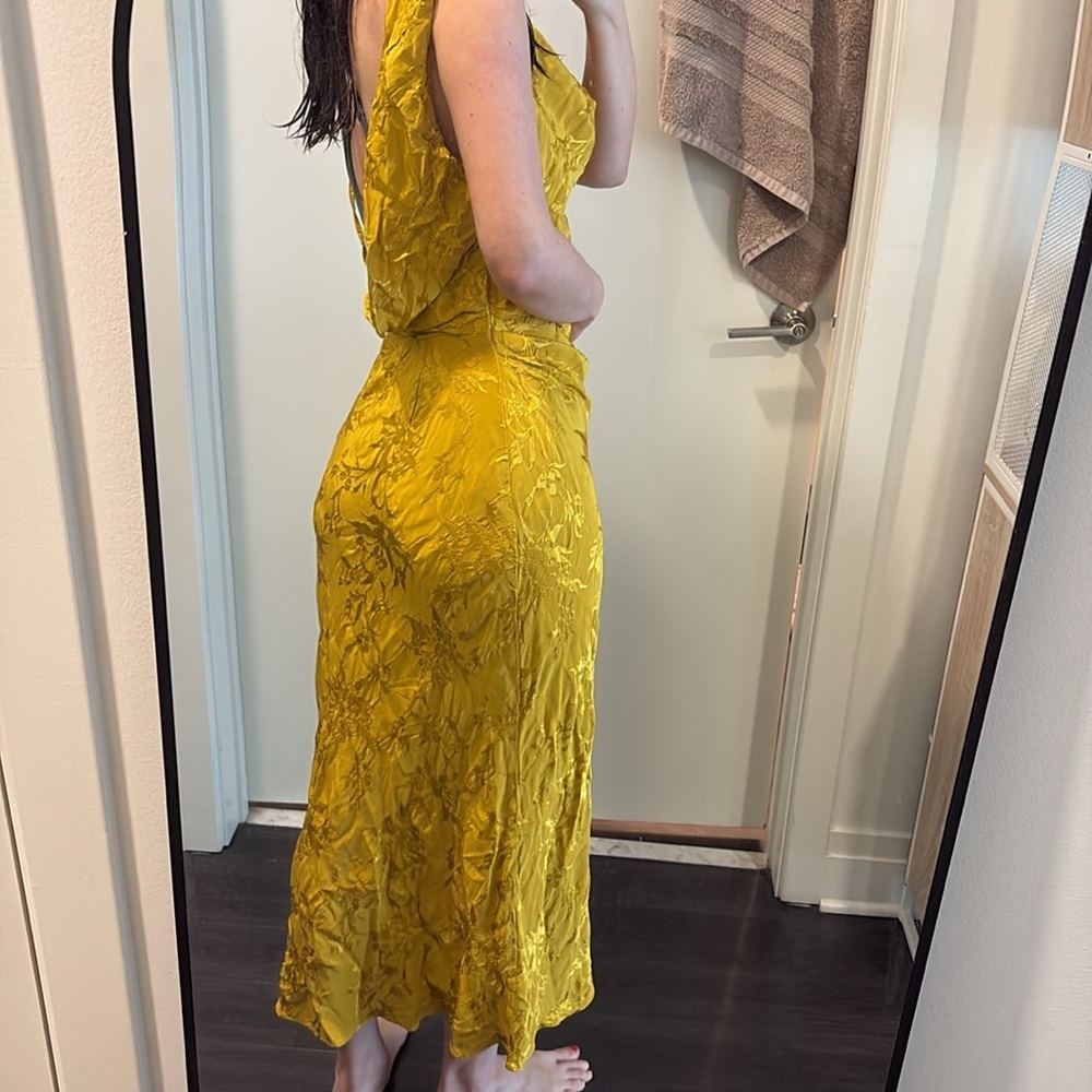 ZARA bloggers fav Satin Floral Jacquard Midi Maxi Dress Open Back Yellow Gold M - Picture 10 of 10